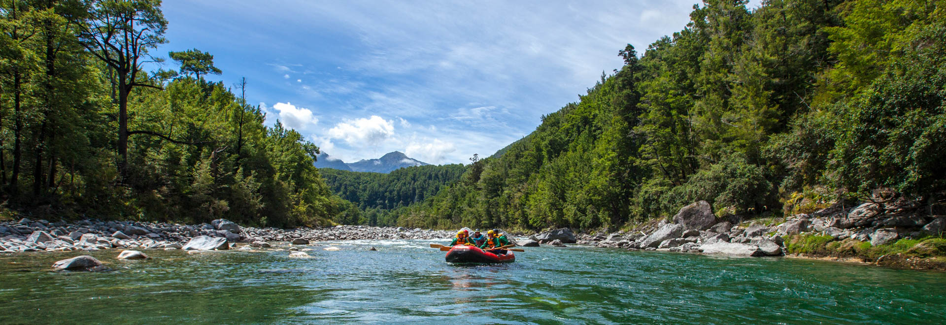 Inland Adventures Grey Banner Z7978